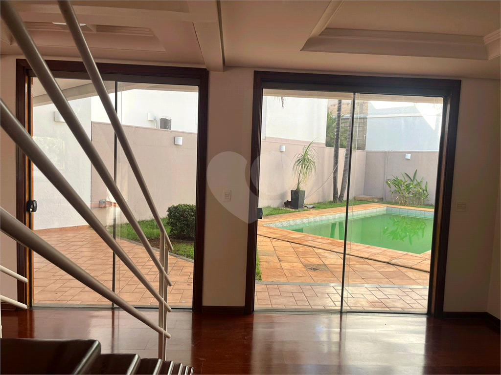 Casa de Condomínio para alugar com 3 quartos, 230m² - Foto 42