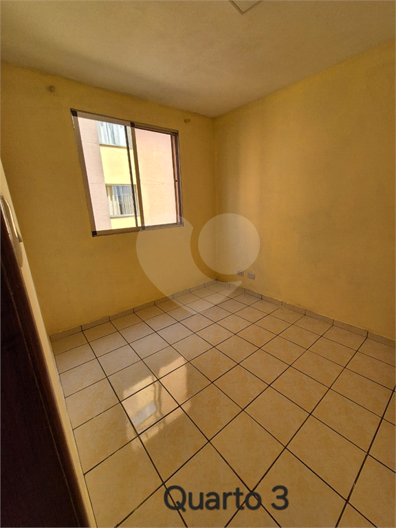 Apartamento na Região de Guaianazes. Excelente Localização 