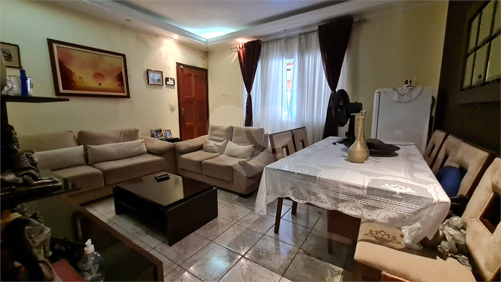 Casa térrea à venda | 154 m² | 2 dormitórios | 2 vagas no Parque Edu Chaves!