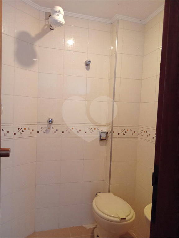Aluga-se luxuoso Apartamento de 220m² em Andar Alto!