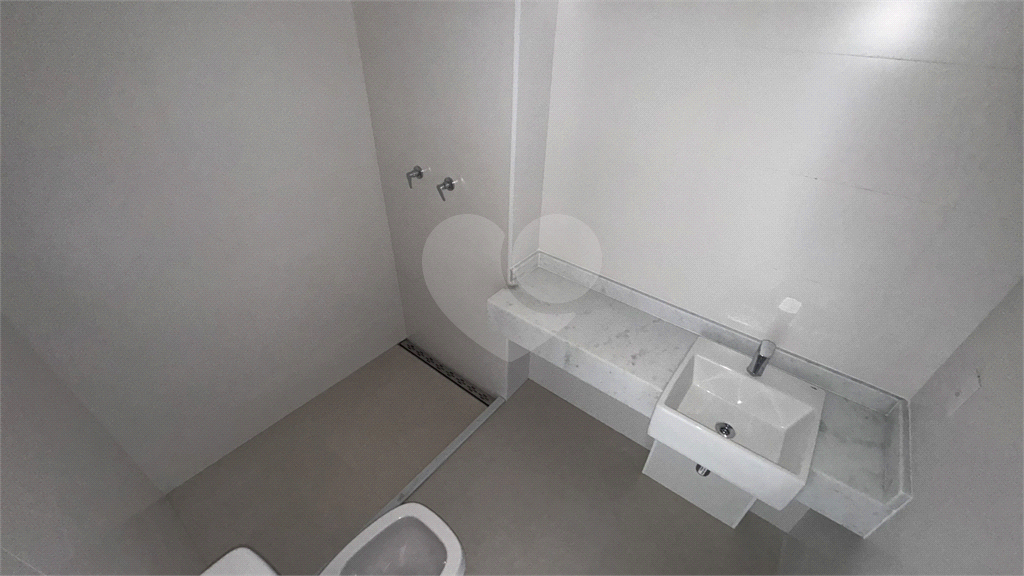 Apartamento com 3 suites em Santana
