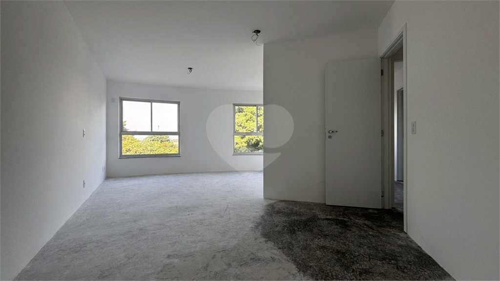 Apartamento com 3 suites em Santana