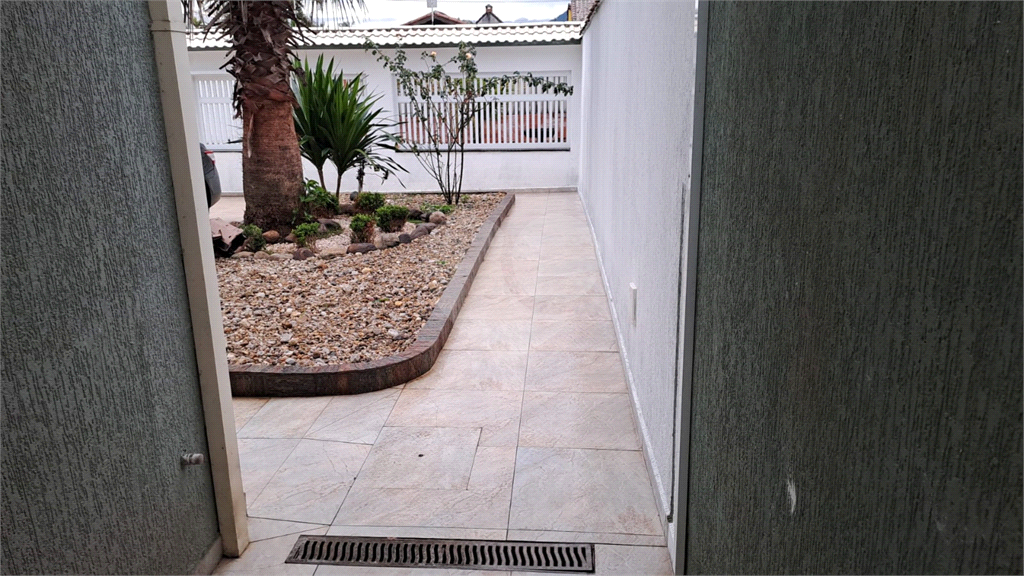 Sobrado à venda | 360 m² | 4 dormitórios | 1 vaga | Nova Peruíbe / SP !