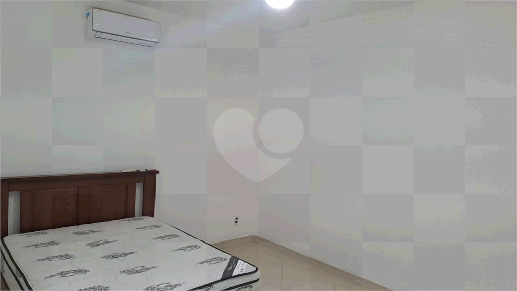 Sobrado à venda | 360 m² | 4 dormitórios | 1 vaga | Nova Peruíbe / SP !