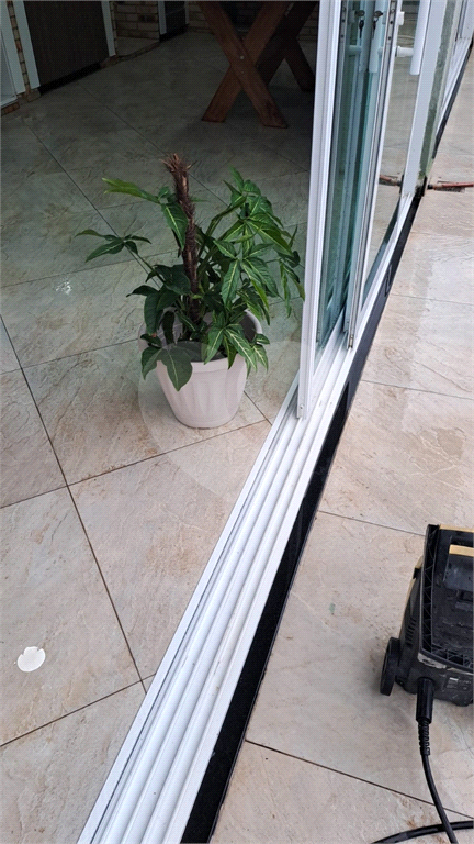 Sobrado à venda | 360 m² | 4 dormitórios | 1 vaga | Nova Peruíbe / SP !
