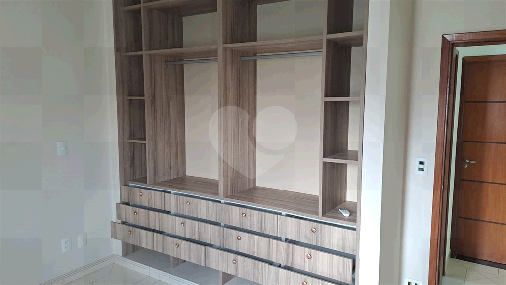 Sobrado à venda | 360 m² | 4 dormitórios | 1 vaga | Nova Peruíbe / SP !