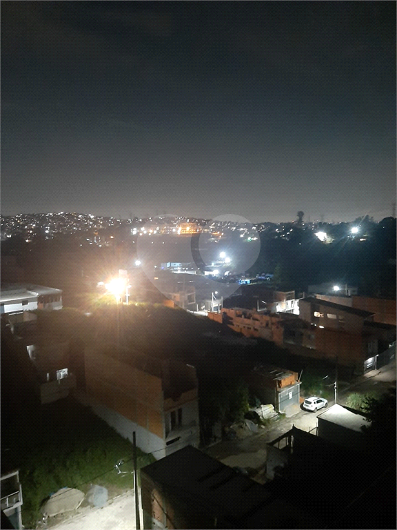 Vendo excelente sobrado de 4 lajes com 4 casas para residencia ou investimento