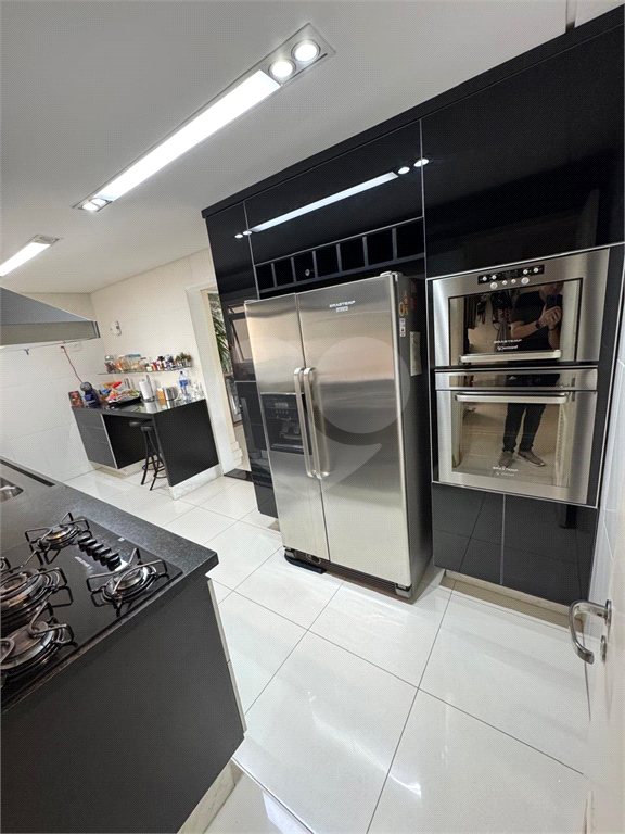 Deslumbrante apartamento à venda no prestigiado Boulevard Santana