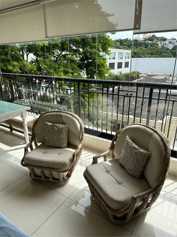 Deslumbrante apartamento à venda no prestigiado Boulevard Santana