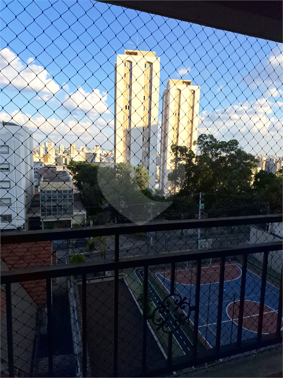 APARTAMENTO em TUCURUVI
