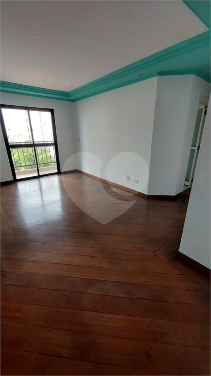 APARTAMENTO em TUCURUVI
