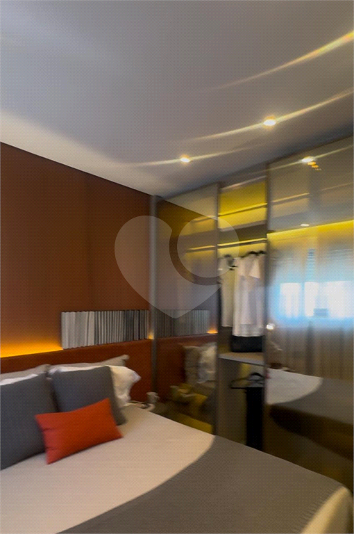 APARTAMENTO em CASA VERDE