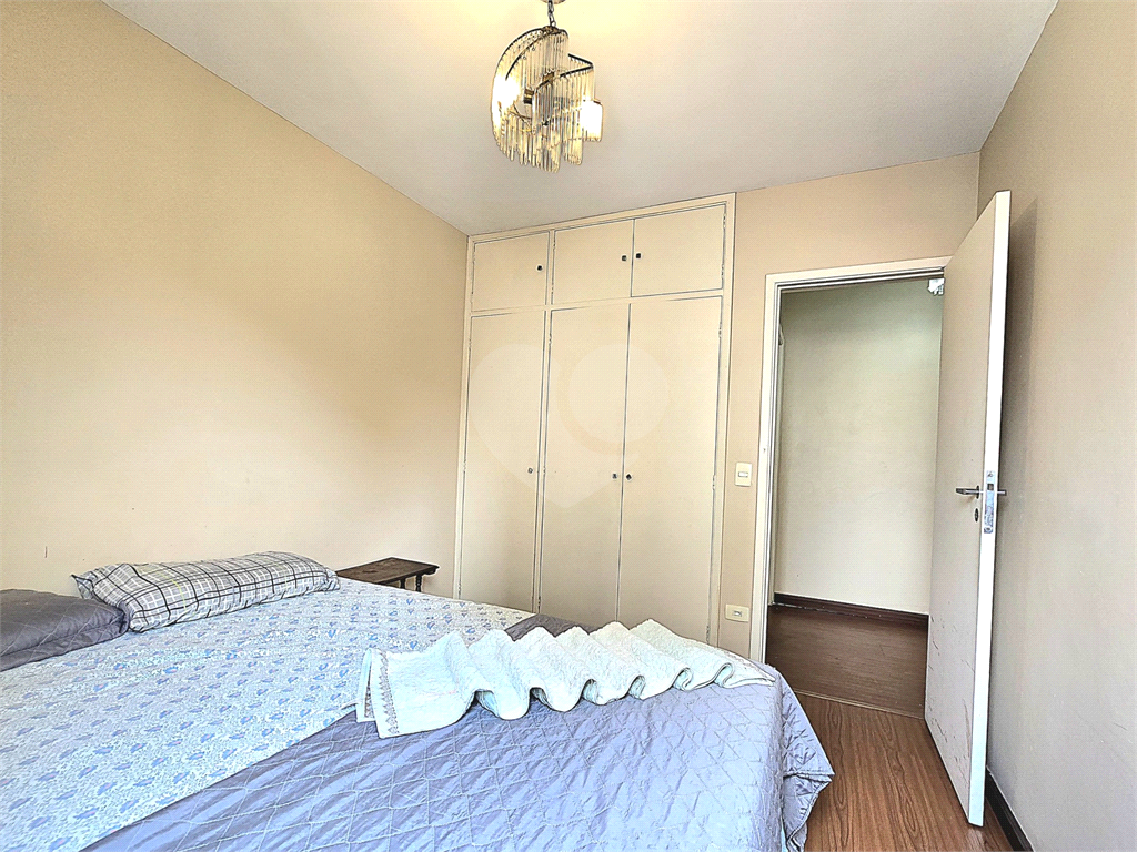 Apartamento para venda e locação com 2 dormitórios 1 vaga na Saúde.
