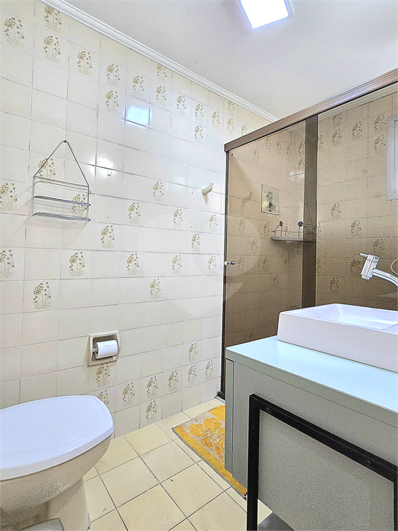 Apartamento para venda e locação com 2 dormitórios 1 vaga na Saúde.