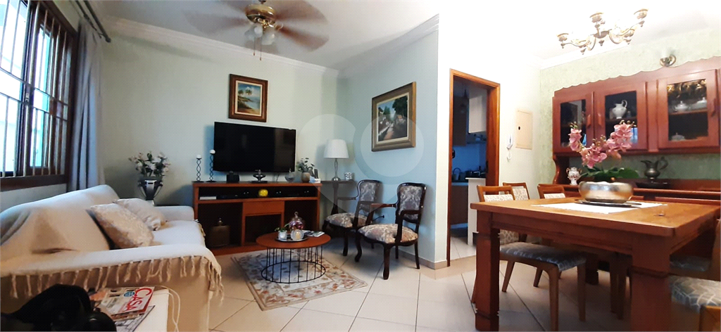 Casa de Condomínio à venda e aluguel com 3 quartos, 125m² - Foto 2