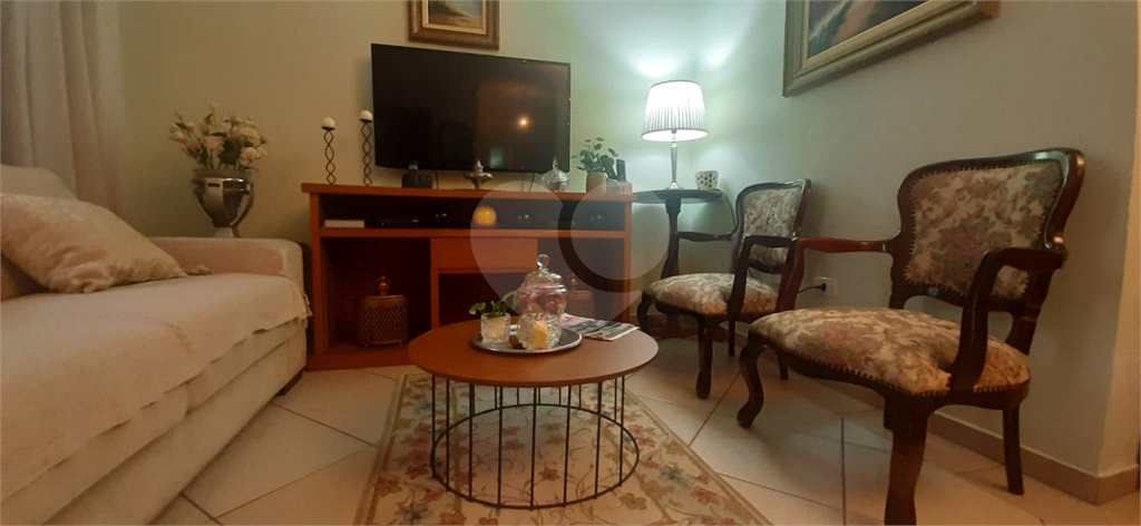 Casa de Condomínio à venda e aluguel com 3 quartos, 125m² - Foto 4