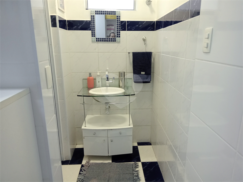 Vende-se casa ampla, totalmente reformada em Santa Terezinha