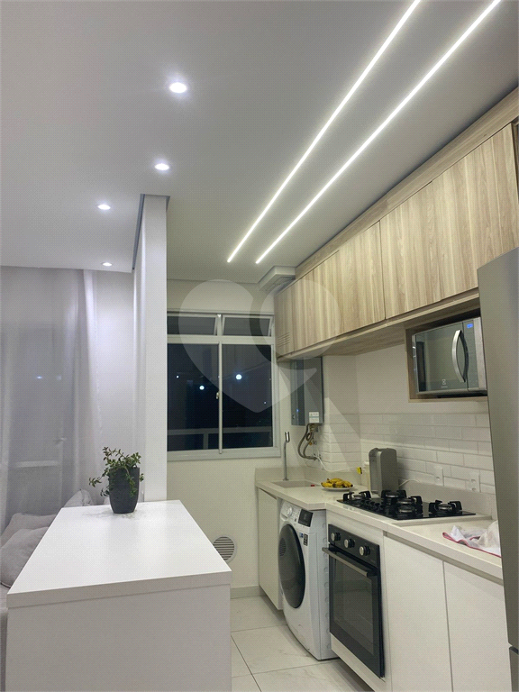 Apartamento à venda com 3 quartos, 60m² - Foto 3