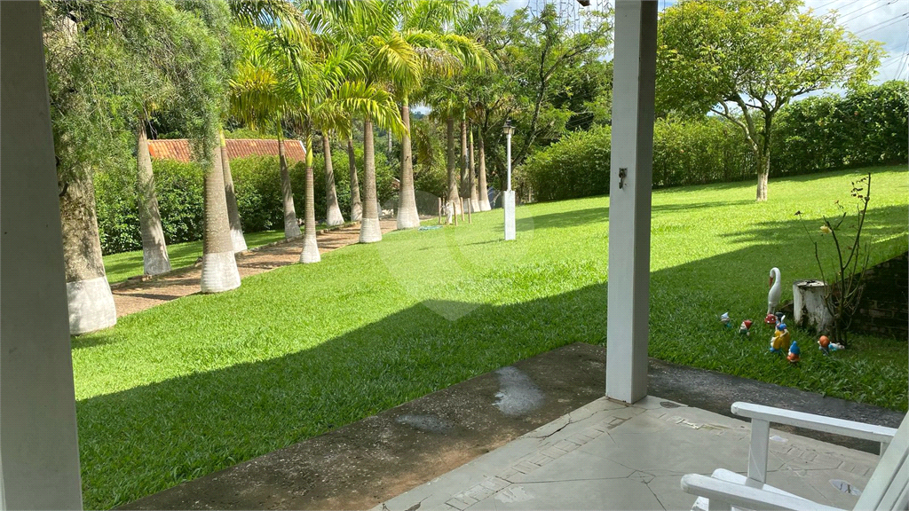 Chácara à venda com 3 quartos, 350m² - Foto 9