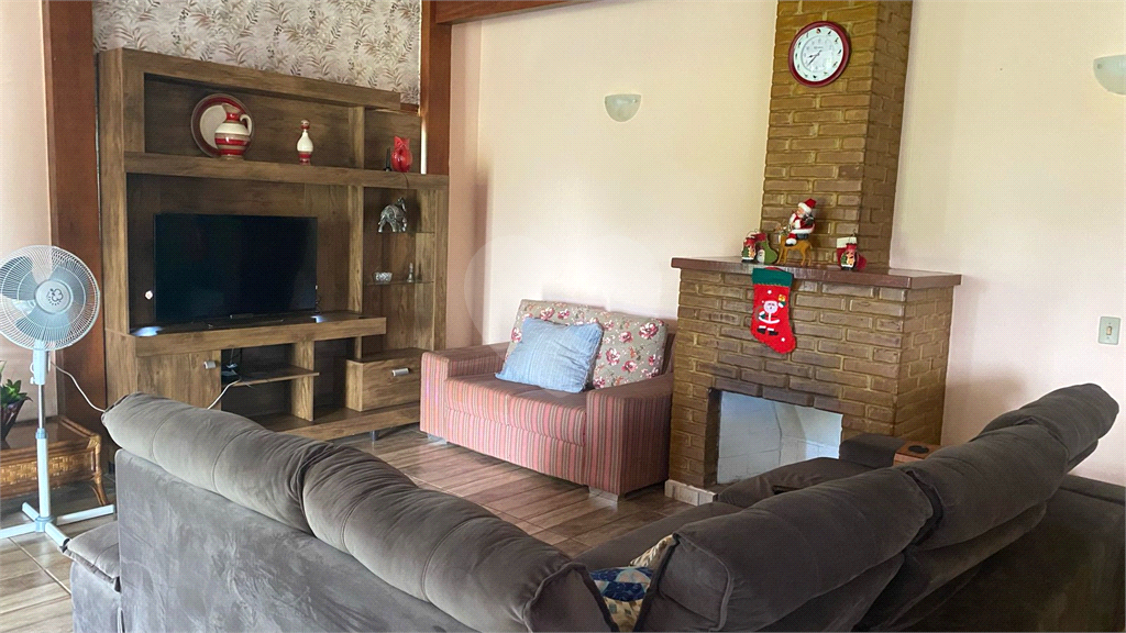 Chácara à venda com 3 quartos, 350m² - Foto 14