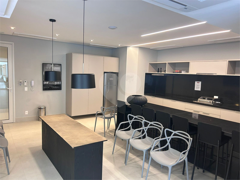 APARTAMENTO em SANTANA