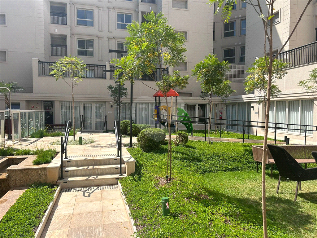 APARTAMENTO em SANTANA