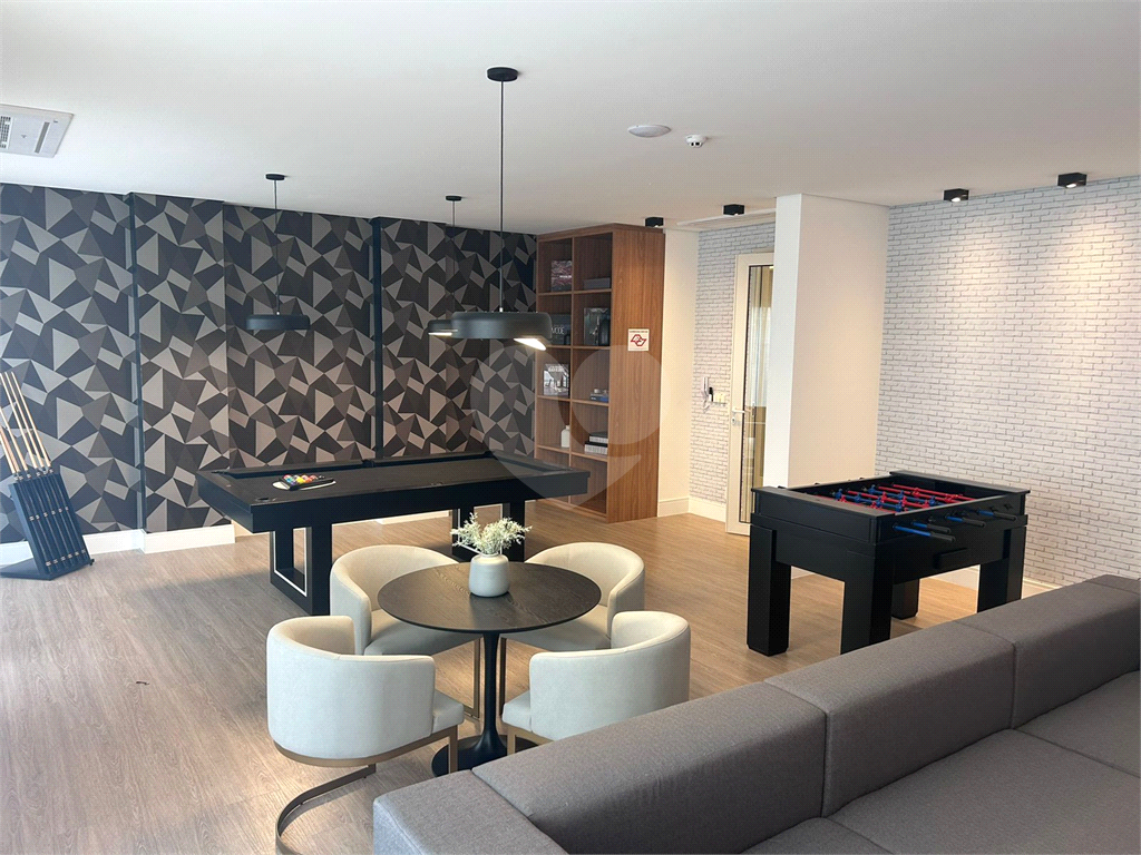 APARTAMENTO em SANTANA