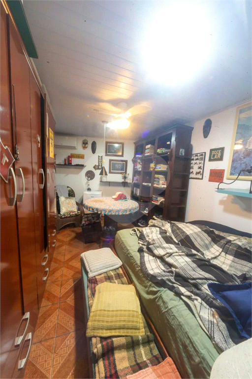 Casa à venda com 5 quartos, 348m² - Foto 9