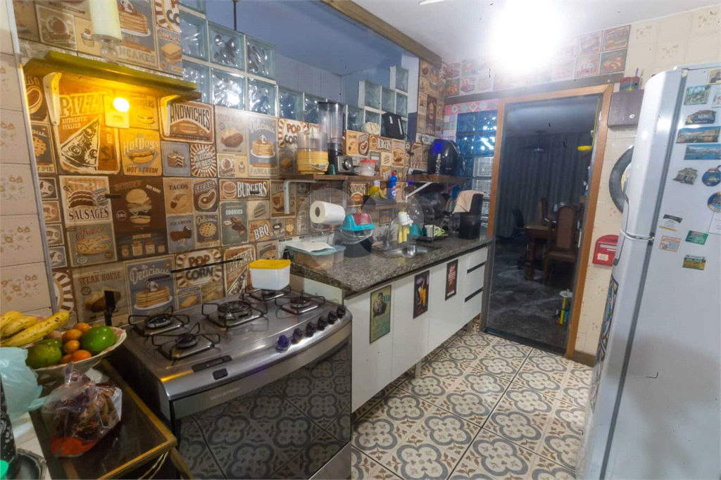 Casa à venda com 5 quartos, 348m² - Foto 14