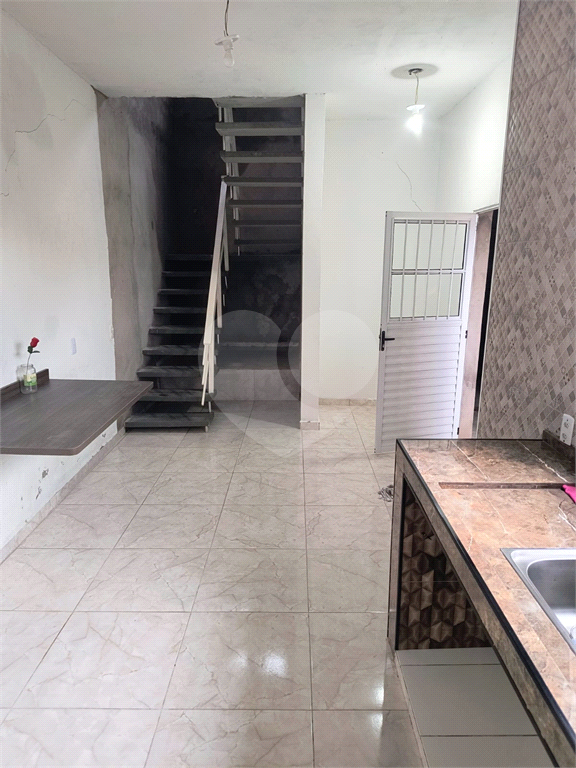 Casa à venda com 1 quarto, 370m² - Foto 8