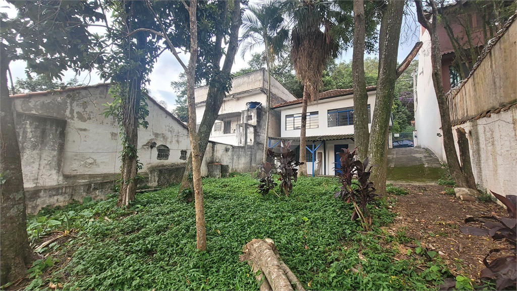 Casa térrea no horto florestal para venda, 2 quartos, 5 vagas. Terreno com 320m2