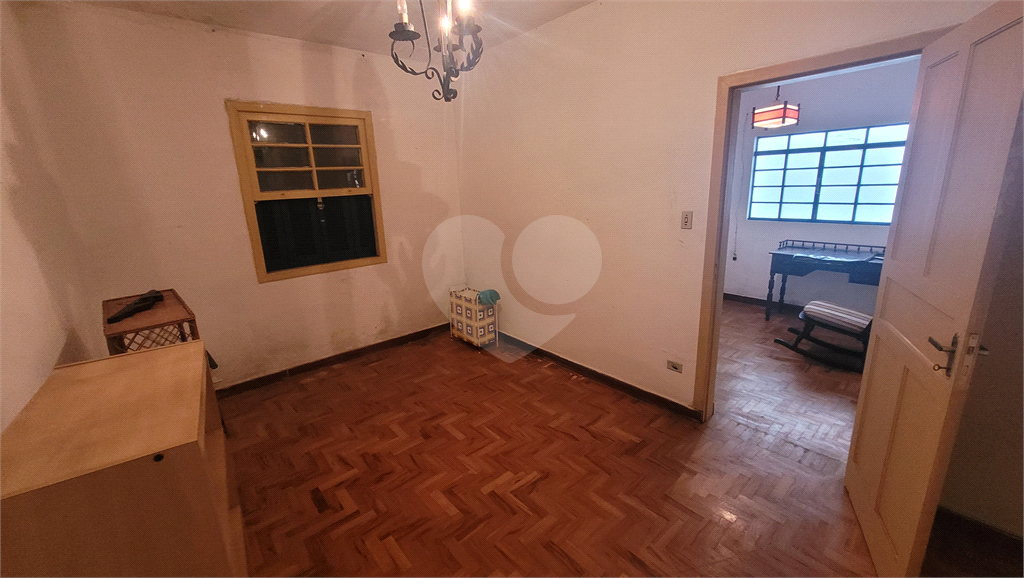Casa térrea no horto florestal para venda, 2 quartos, 5 vagas. Terreno com 320m2