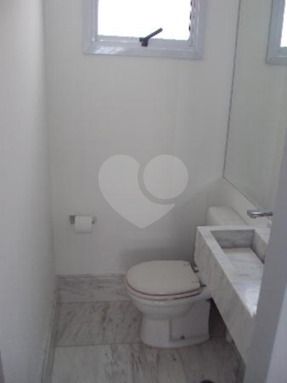 APARTAMENTO em MOEMA