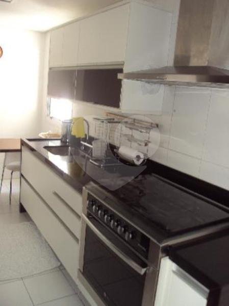 APARTAMENTO em MOEMA