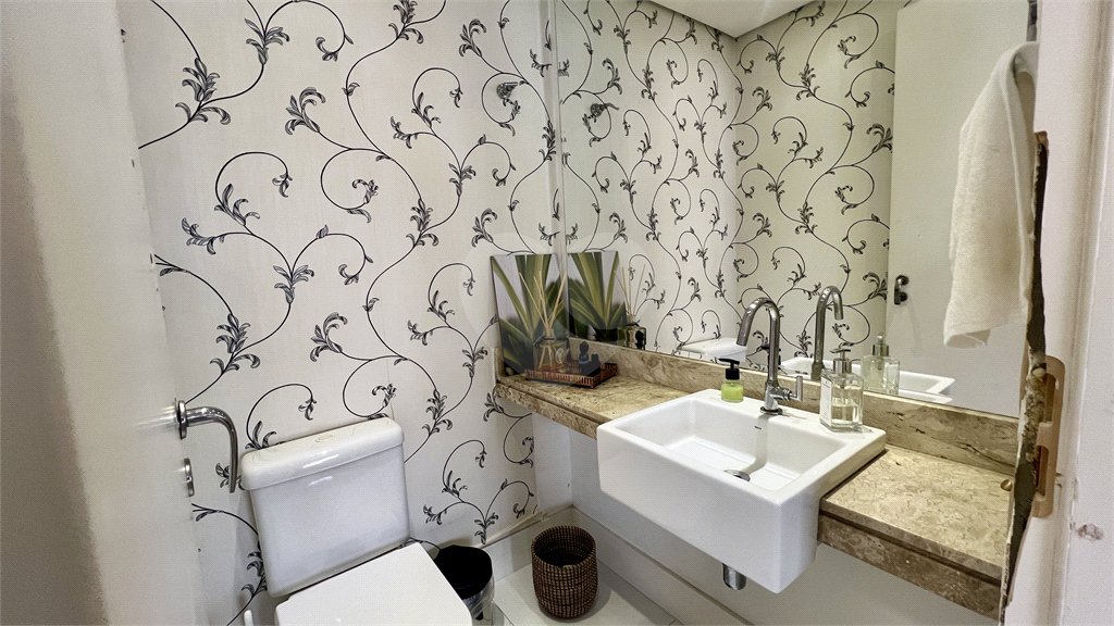 Apartamento à venda, alto padrão, 3 suítes. 