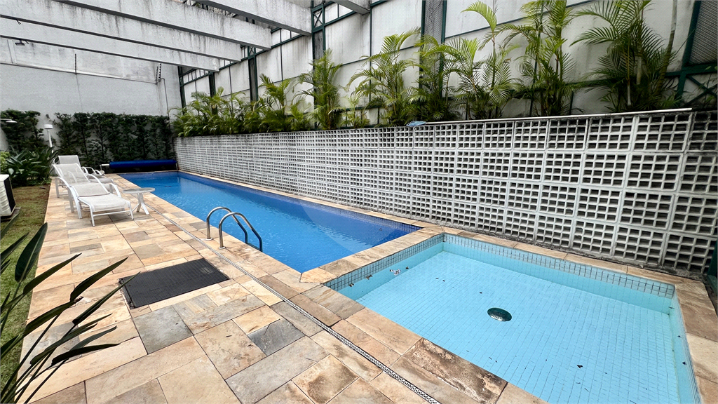 Apartamento à venda, alto padrão, 3 suítes. 