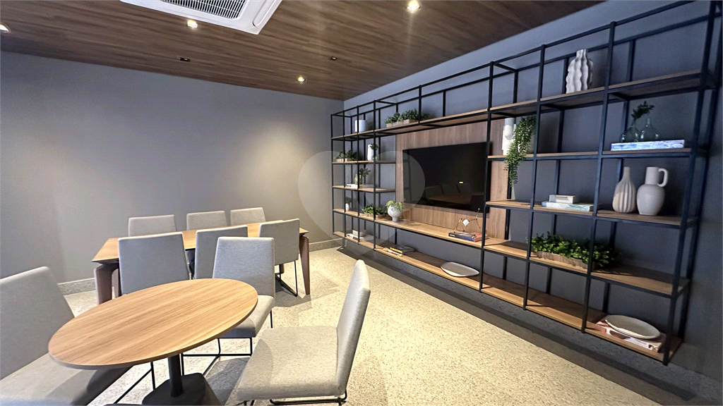 APARTAMENTO em CAMPO BELO