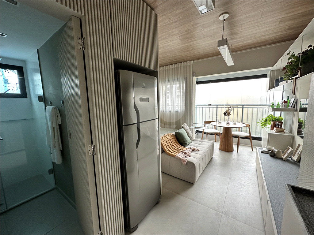 APARTAMENTO em CAMPO BELO