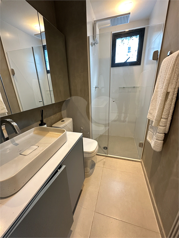 APARTAMENTO em CAMPO BELO