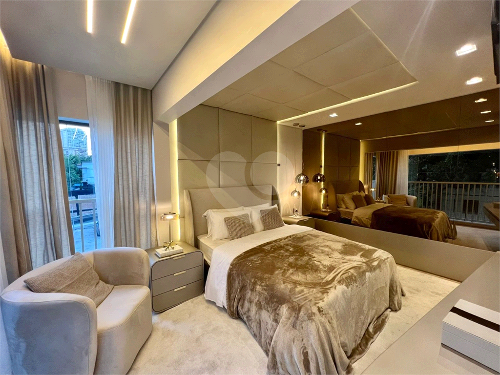  Apartamento de 166m² com 4 Dormitórios, sendo 3 Suítes, no Galleria Residence!