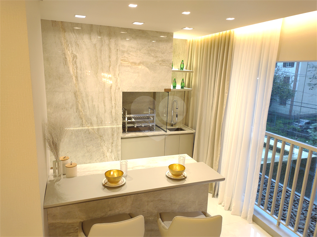  Apartamento de 166m² com 4 Dormitórios, sendo 3 Suítes, no Galleria Residence!