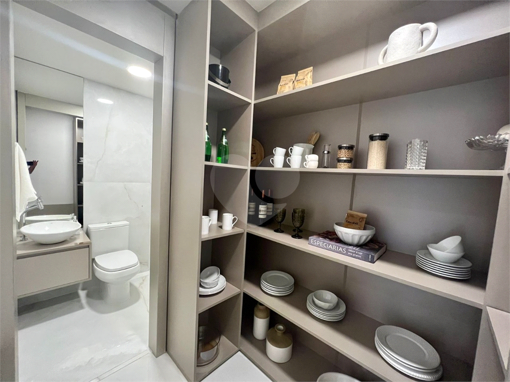  Apartamento de 166m² com 4 Dormitórios, sendo 3 Suítes, no Galleria Residence!
