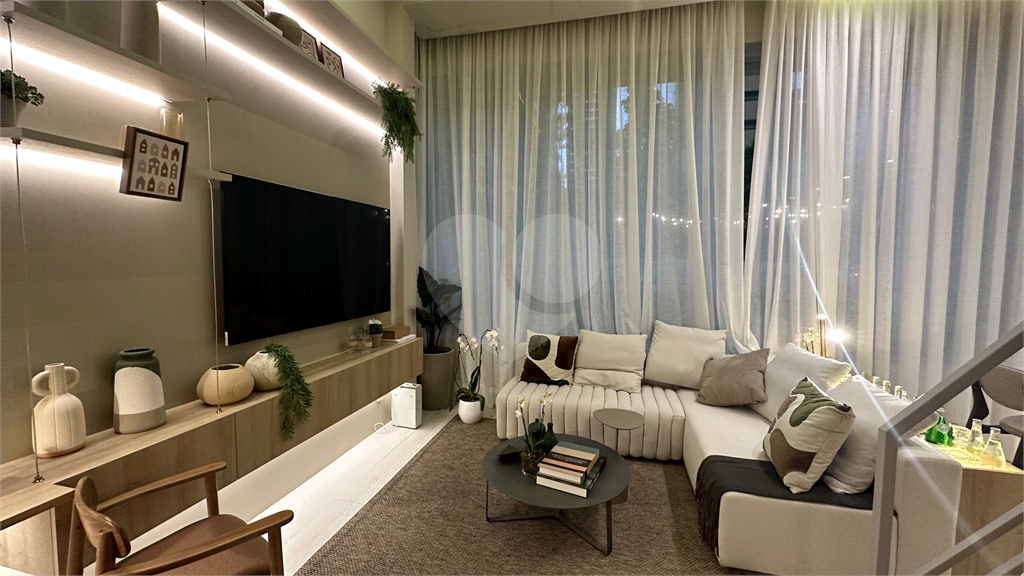 Apartamento de 1 Dormitório à Venda em Pinheiros | 31 m² 
