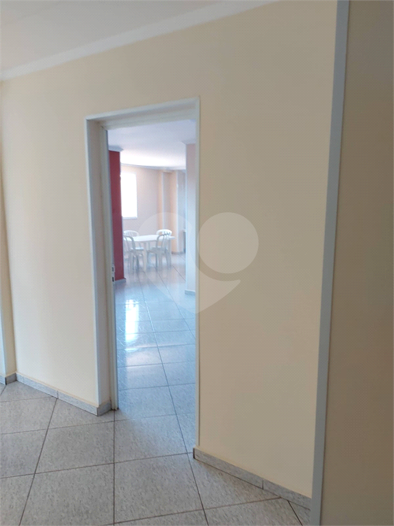 Apartamento à venda com 2 quartos, 68m² - Foto 35