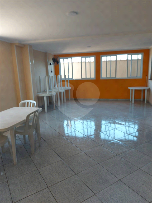 Apartamento à venda com 2 quartos, 68m² - Foto 31