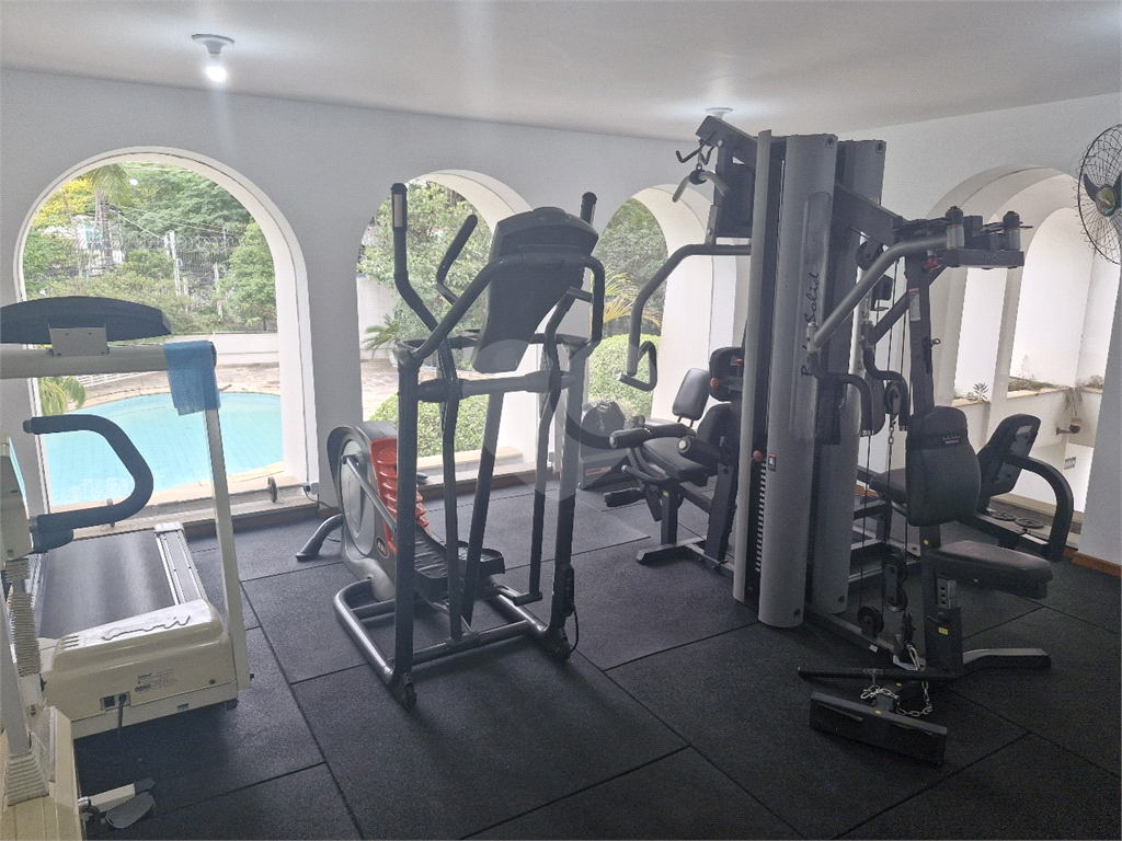 Apartamento com 300m² no Alto de Pinheiros