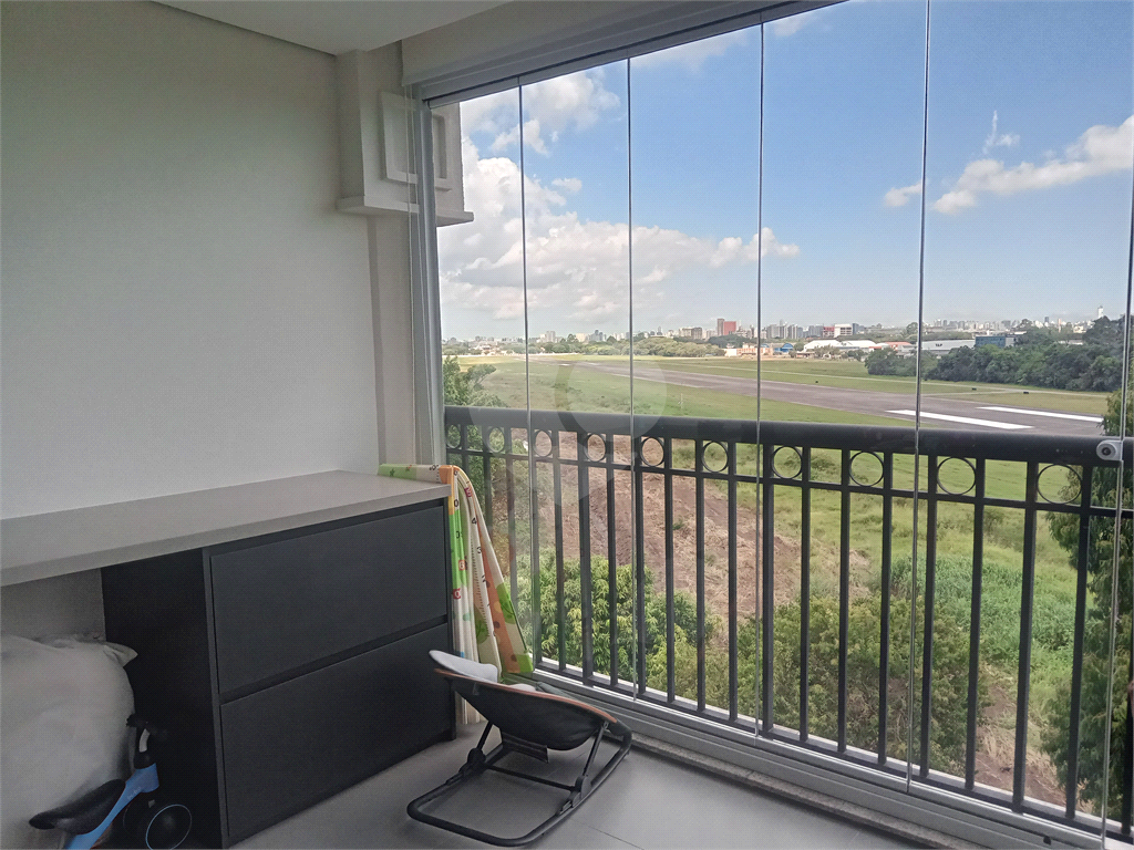 Lindo apartamento à venda no charmoso residencial Village de France