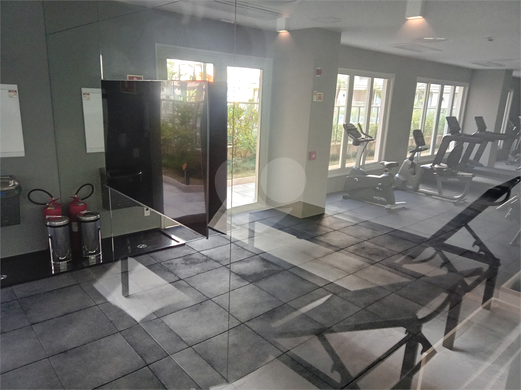 Lindo apartamento à venda no charmoso residencial Village de France