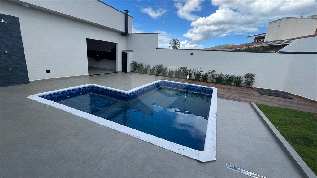 Casa, 3 quartos, 200 m² - Foto 35