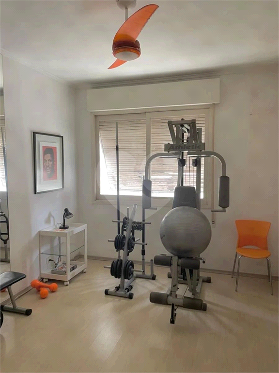 Apartamento exclusivo na parte plana dos Jardins - 3 dorms (1 suíte), 1 vaga - Andar alto